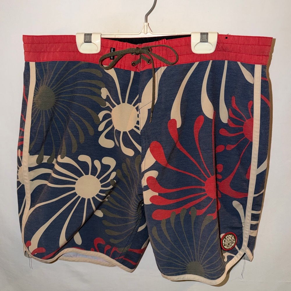 DARK SEAS BRAND MEN’S SZ 34 FUN FLORAL SWIM TRUNKS BATHING SUIT